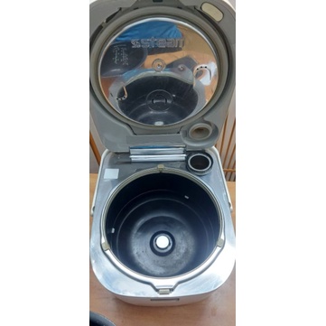 Nồi cơm điện cao tần Panasonic cốc nước bù ẩm 1L