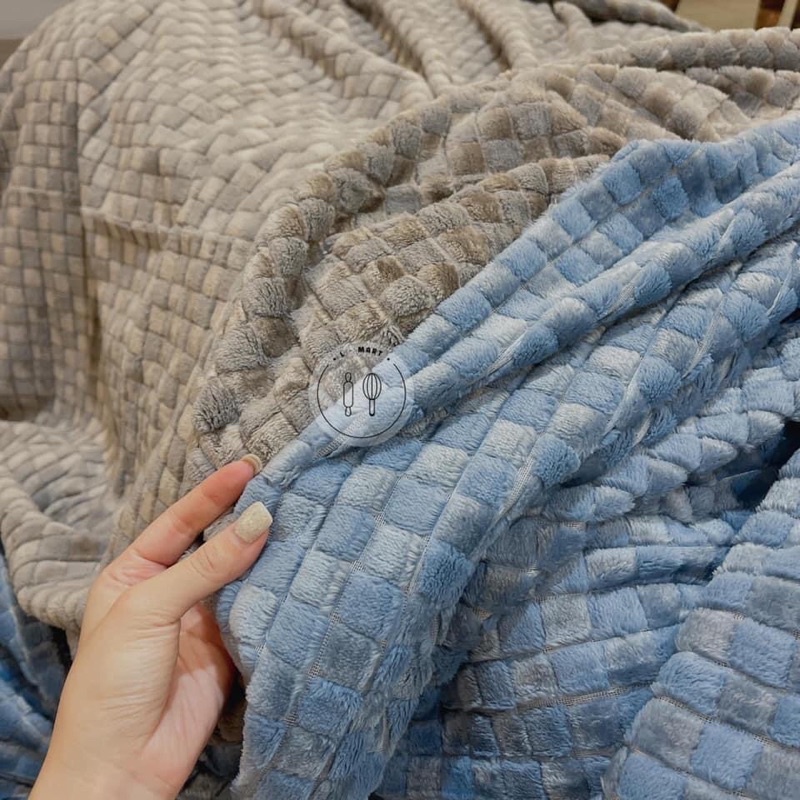 Chăn ô nhỏ High End dày dặn lông siêu mềm 2m x 2m3 đủ màu