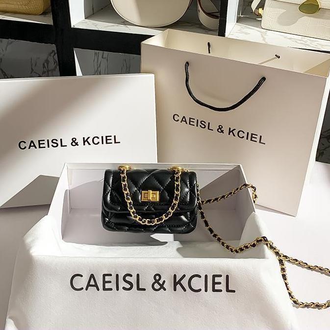 Túi Đeo Chéo Đính Đá Phối Dây Xích Thời Trang Mùa Xuân Mới 2022