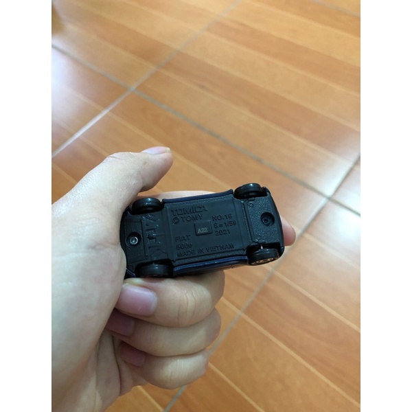 TAKARA TOMY Tomica Mô hình xe ô tô đồ chơi Fiat 500e màu xanh