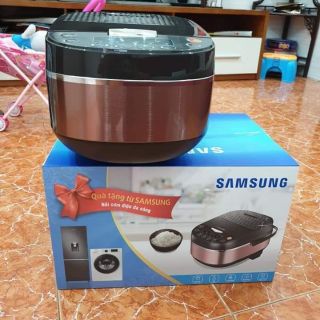 Nồi cơm điện lock lock  khiếu mại  cua samsung chất liệu lòng nồi tráng men chống dính  dung tích 1.5 lít kiểu nắp cối c