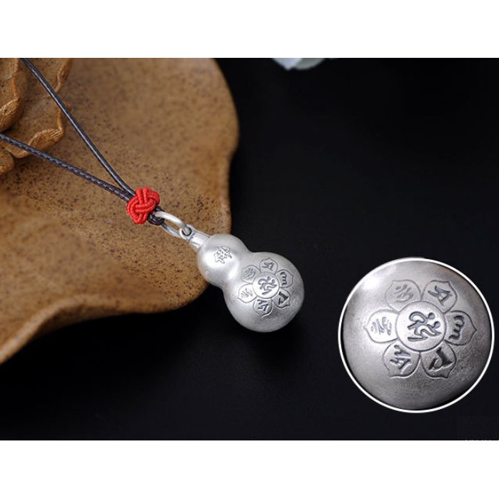 Mặt Dây Chuyền Hồ Lô Khắc Om Mani Padme Hum DC550