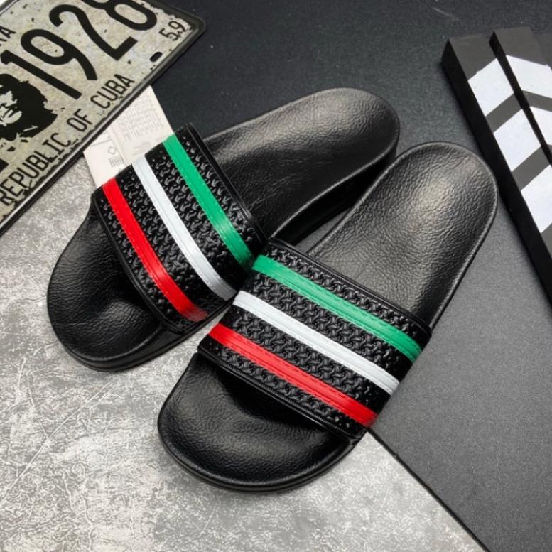 Dép nam - dép quai ngang ITALY Đế Đen 3 Sọc Ý| dép bánh mì Adilette Nam Nữ .