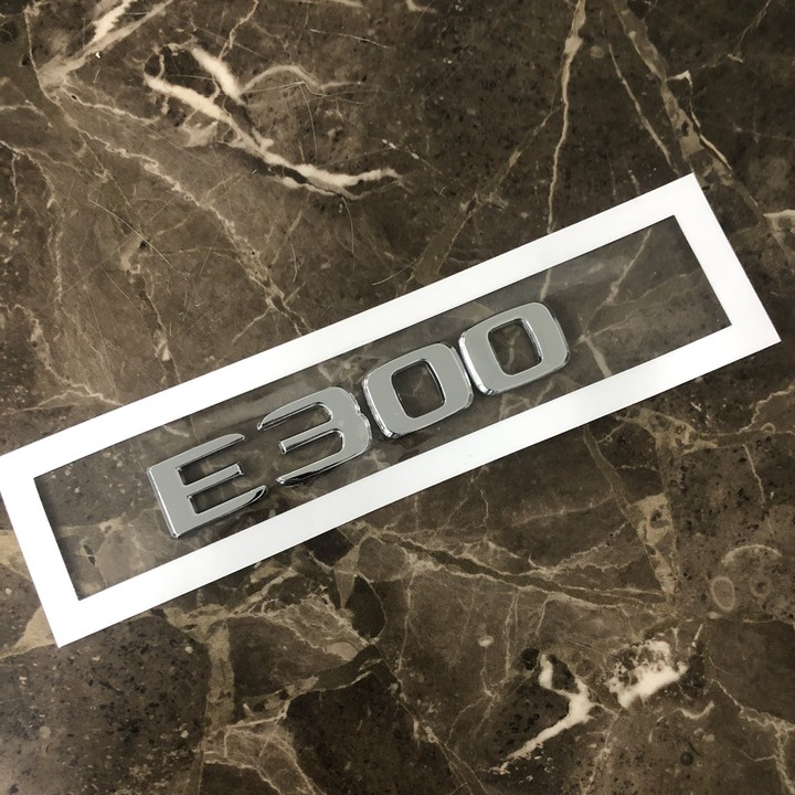 Decal tem chữ E200 và E300 dán đuôi xe ô tô Mercedess, chất liệu hợp kim inox
