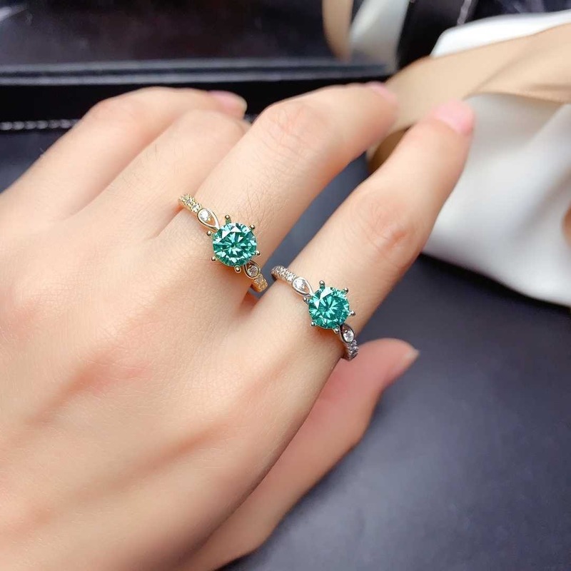 Nhẫn Đeo Họa Tiết Pt950