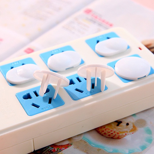 (Set 2 cái) Nút Bịt Ổ Điện an toàn cho bé Nhựa ABS cao cấp chống giật 2 chân 3 chân - Nút bịt ổ cắm điện