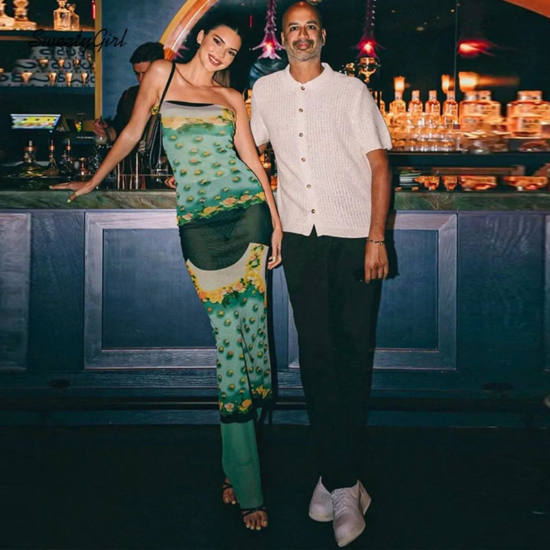 Đầm Maxi Không Tay Hở Vai Ôm Eo In Hoa Nhiều Màu Sắc Thời Trang 2022 Cho Nữ