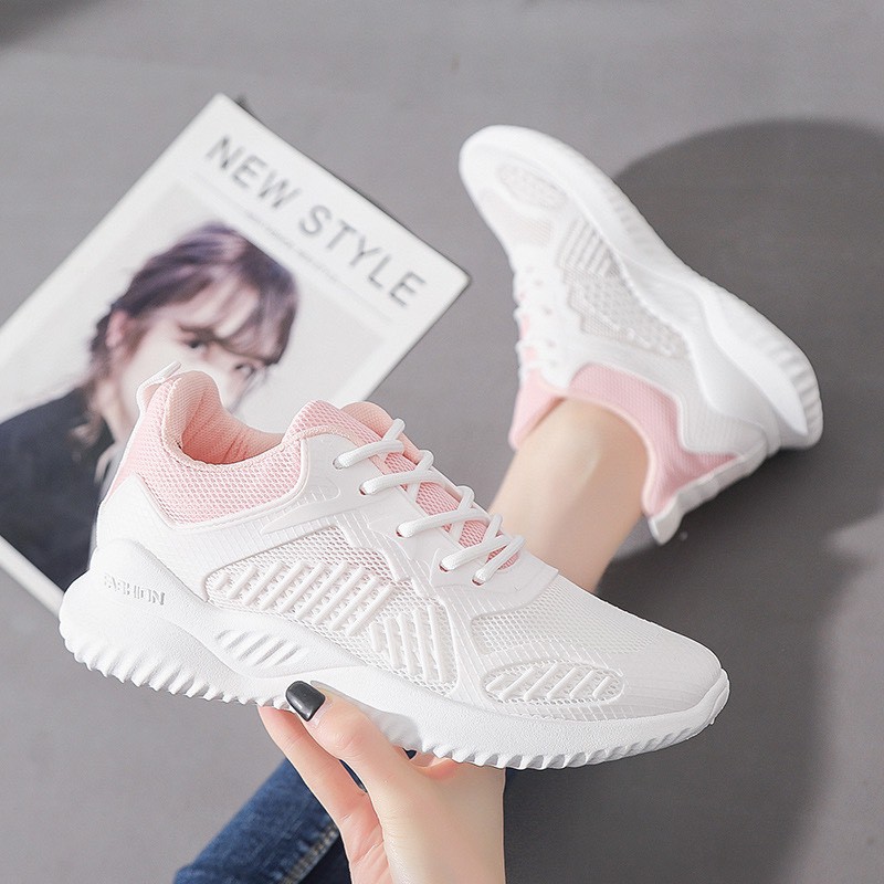 Giày thể thao nữ Ultra Boost tập gym chạy bộ đi chơi đi học thoáng chân đơn giản cá tính đế êm 3cm