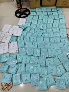1 Mặt nạ Miung lab Hàn Quốc ( màu đỏ )