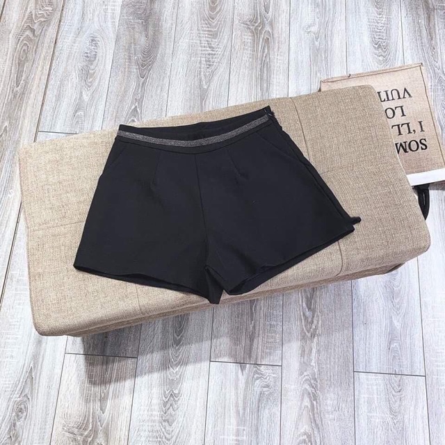 Quần sóc cạp kim tuyến