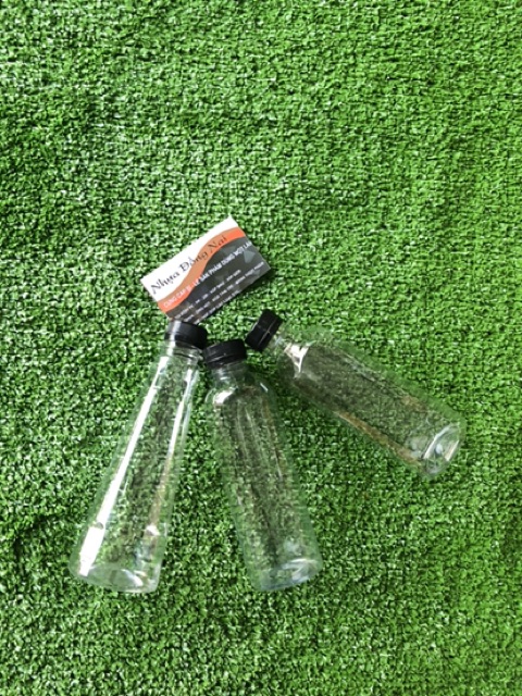 Chai vuông 330ml/250ml loại dày dặn kèm nắp - Nhựa Đồng Nai | BigBuy360 - bigbuy360.vn