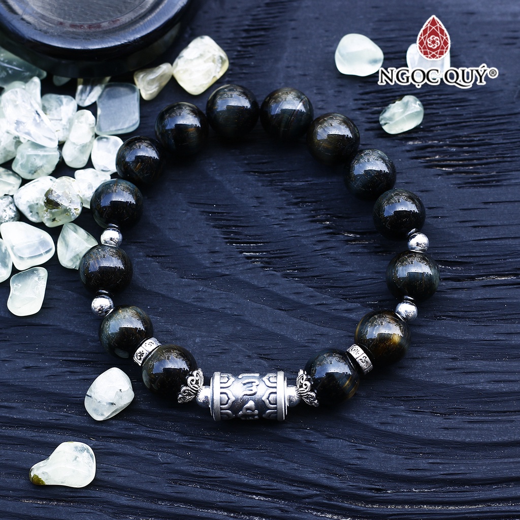 Vòng mắt hổ xanh đen phối charm lục tự bạc - Ngọc Quý