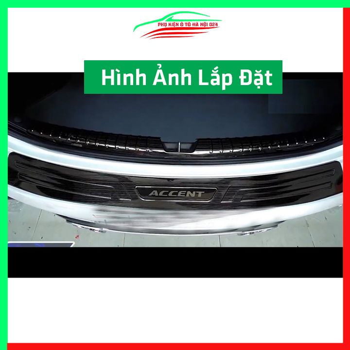 Ốp chống trầy cốp Accent 2021-2023 thép không gỉ vân Titan chống trầy bảo vệ xe