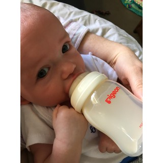 Bình Sữa Pigeon Softouch PP Plus 160ml - Size SS 0m+