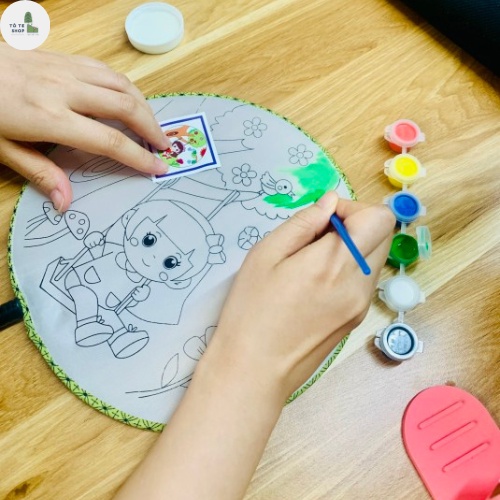 Combo Quạt Tròn Cổ Trang in hình vẽ + màu nước , trang trí quạt bằng màu nước an toàn và thân thiện với môi trường