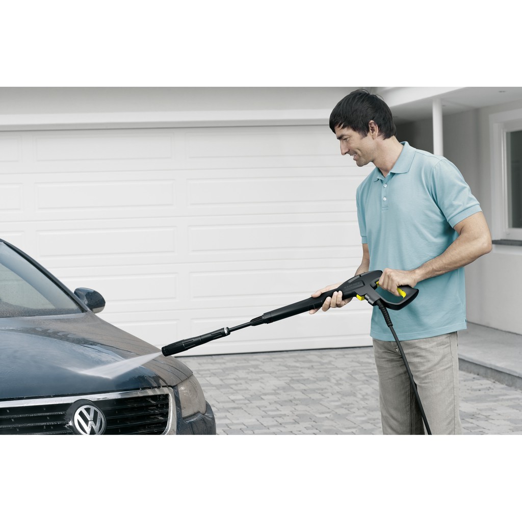 Máy rửa xe cao áp gia đình hoặc garage Karcher K3 450 KAP