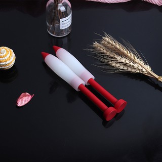 Bút viết chữ socola