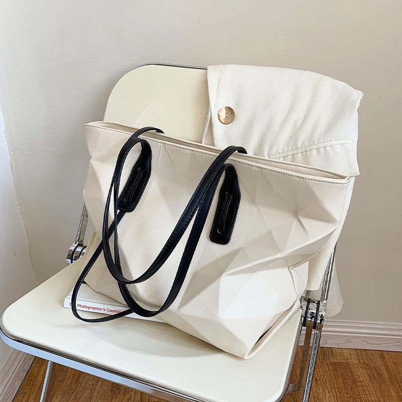 D276 Túi xách thời trang chất da kiểu dáng cách điệu trẻ trung