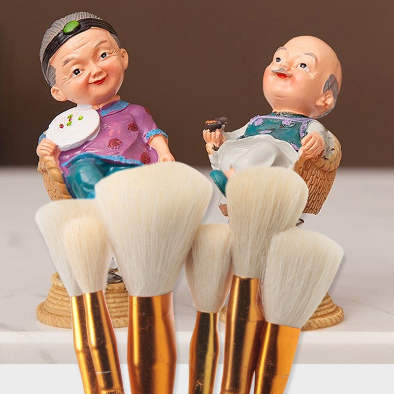 Cọ Quét Dưỡng Ẩm Lốp Xe Bằng Gốm Tiện Dụng