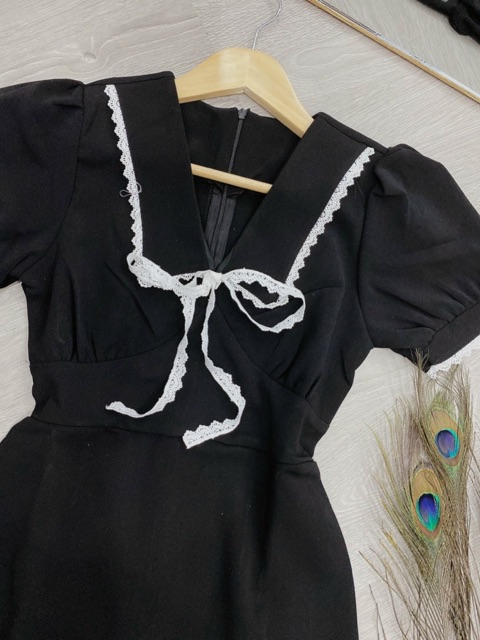 đầm đen tay phồng chạy ren | BigBuy360 - bigbuy360.vn