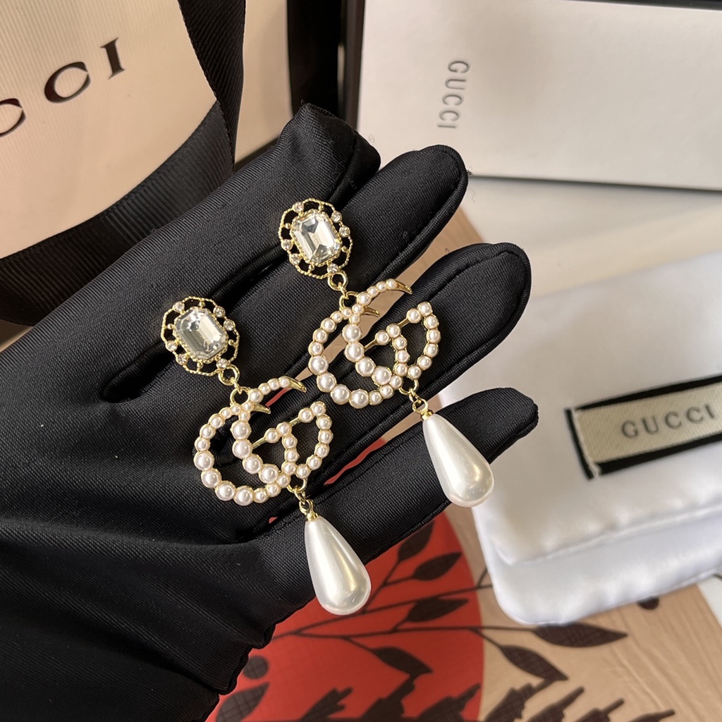 GUCCI Đôi Khuyên Tai Tròn Bằng Thép Titan In Chữ GG Tinh Tế