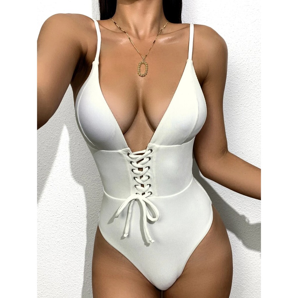 [BKN486] &lt;HÀN&gt; BODYSUIT TRẮNG VẢI GÂN ĐAN DÂY NGỰC KIỂU HÀN