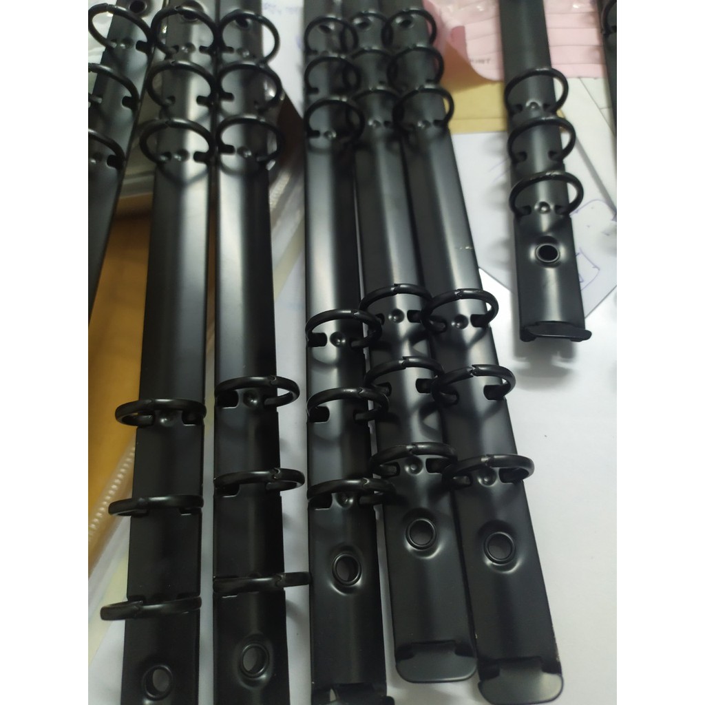 KHÓA CÒNG BÌA SỔ 6 KHOEN MÀU ĐEN BÓNG SƠN TĨNH ĐIỆN