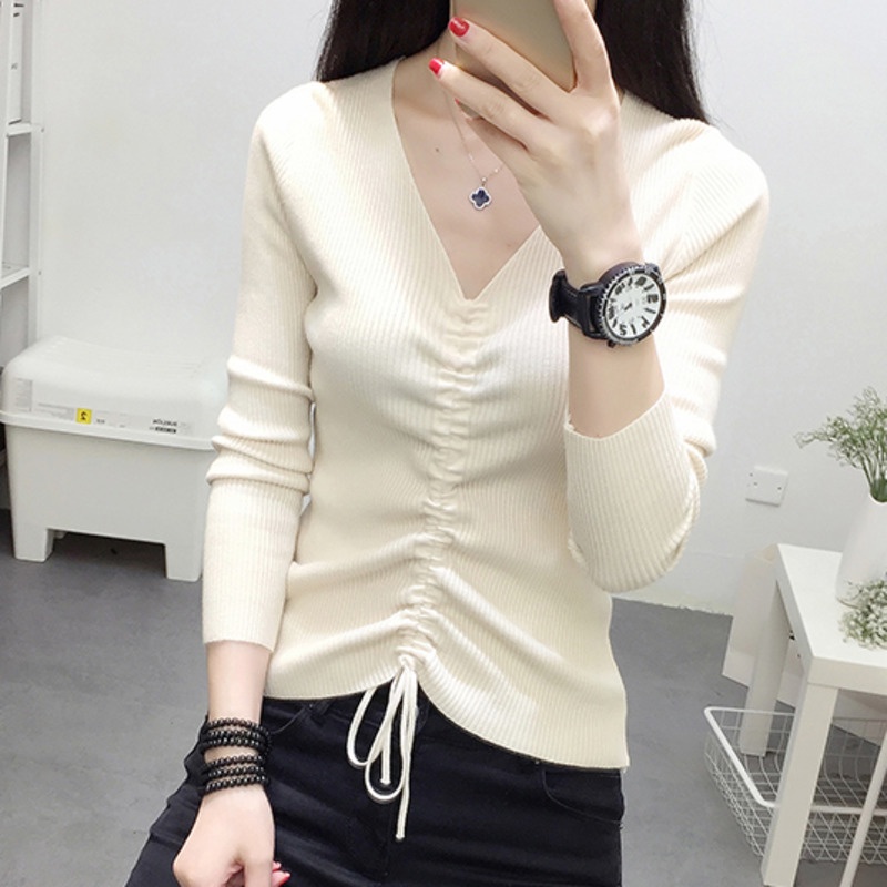 Áo len tay dài cổ chữ V