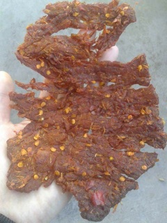 Thịt lợn giả bò khô
