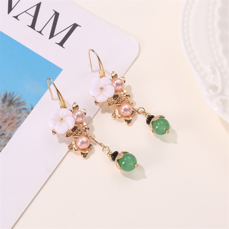 Khuyên Tai Dáng Dài Đính Hoa Và Ngọc Trai Phong Cách Trung Hoa