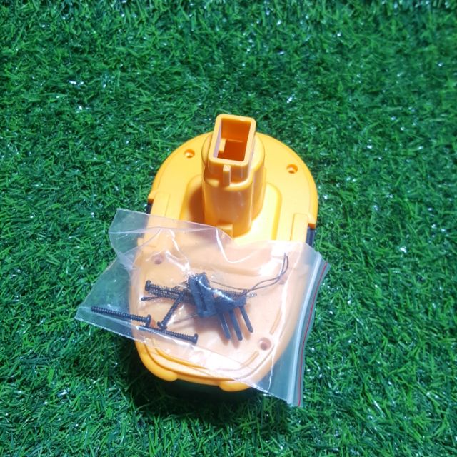 Vỏ pin dewalt 18v