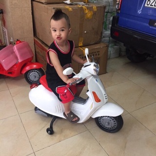 Xe máy điện vespa trẻ em