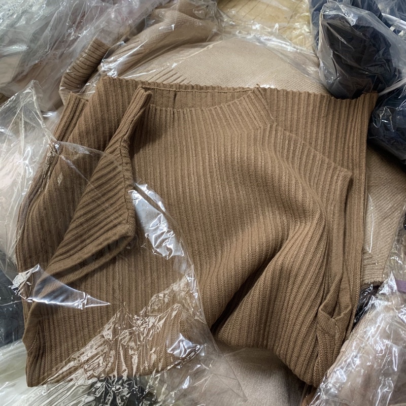 𝐙𝐢𝐧𝐧𝐢𝐚/𝐀́𝐨 𝐥𝐞𝐧 𝐭𝐚̆𝐦 𝐬𝐚́𝐭 𝐧𝐚́𝐜𝐡 𝐜𝐨̂̉ 𝐥𝐞𝐨/ 𝐁𝐚𝐬𝐢𝐜 𝐢𝐭𝐞𝐦 | BigBuy360 - bigbuy360.vn