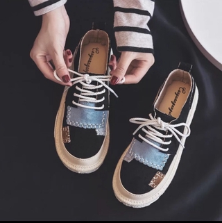 Giày vintage chắp vá