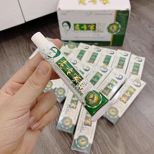 Kem bôi nấm ngứa, hắc lào, á sừng, nấm da đầu, vảy nến hiệu ông già đeo kính
