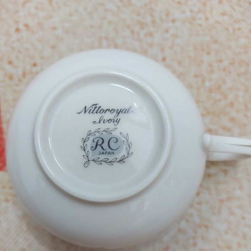 Set 2 ly quai hoa T1