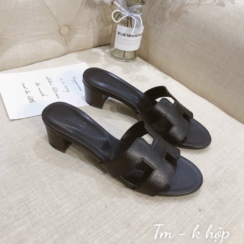 Guốc HM đế cao 5cm da mềm hàng loại 1 màu đen, ghi đá