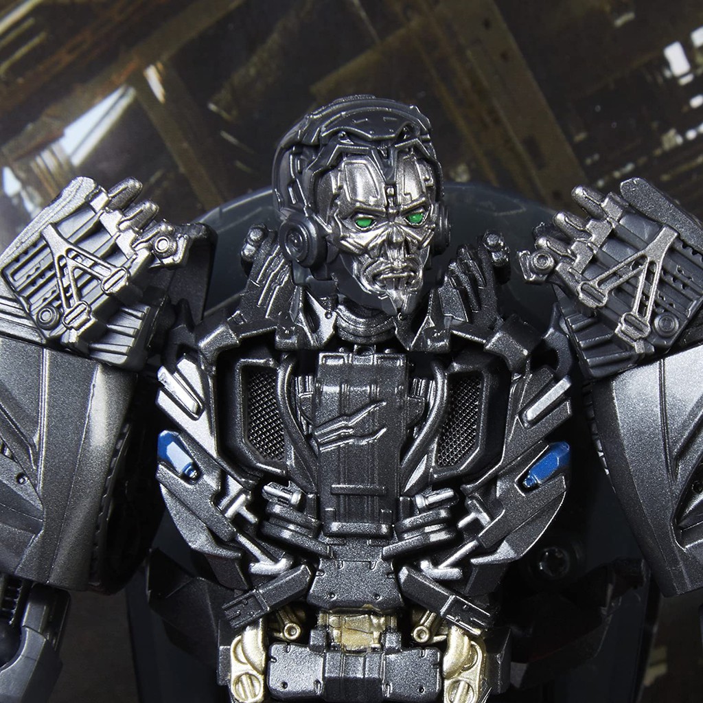 ĐỒ CHƠI TRANSFORMERS - Mô hình Lockdown dòng Studio Deluxe - MÃ SP E0747/E0701