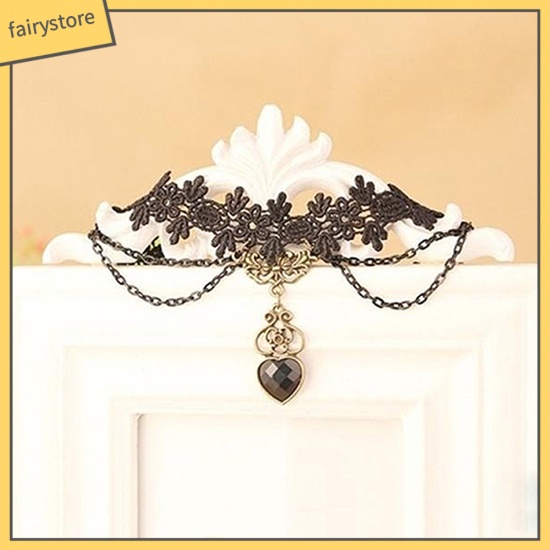 Vòng Cổ Choker Ren Hoa Phối Mặt Hình Trái Tim Phong Cách Gothic