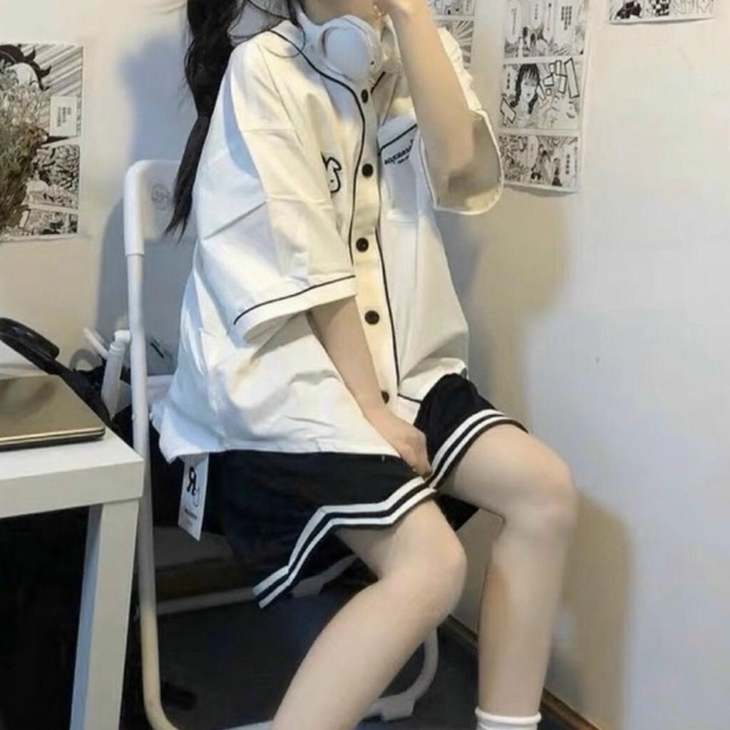 Áo Sơ Mi Nữ Form Rộng Tay Ngắn GenY Áo Kiểu Nữ Ngắn Tay Cổ V Chất Kate Mềm Mịn Với Logo Thỏ Thêu