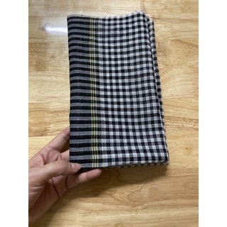 Khăn rằn nam bộ quấn cổ che nắng
