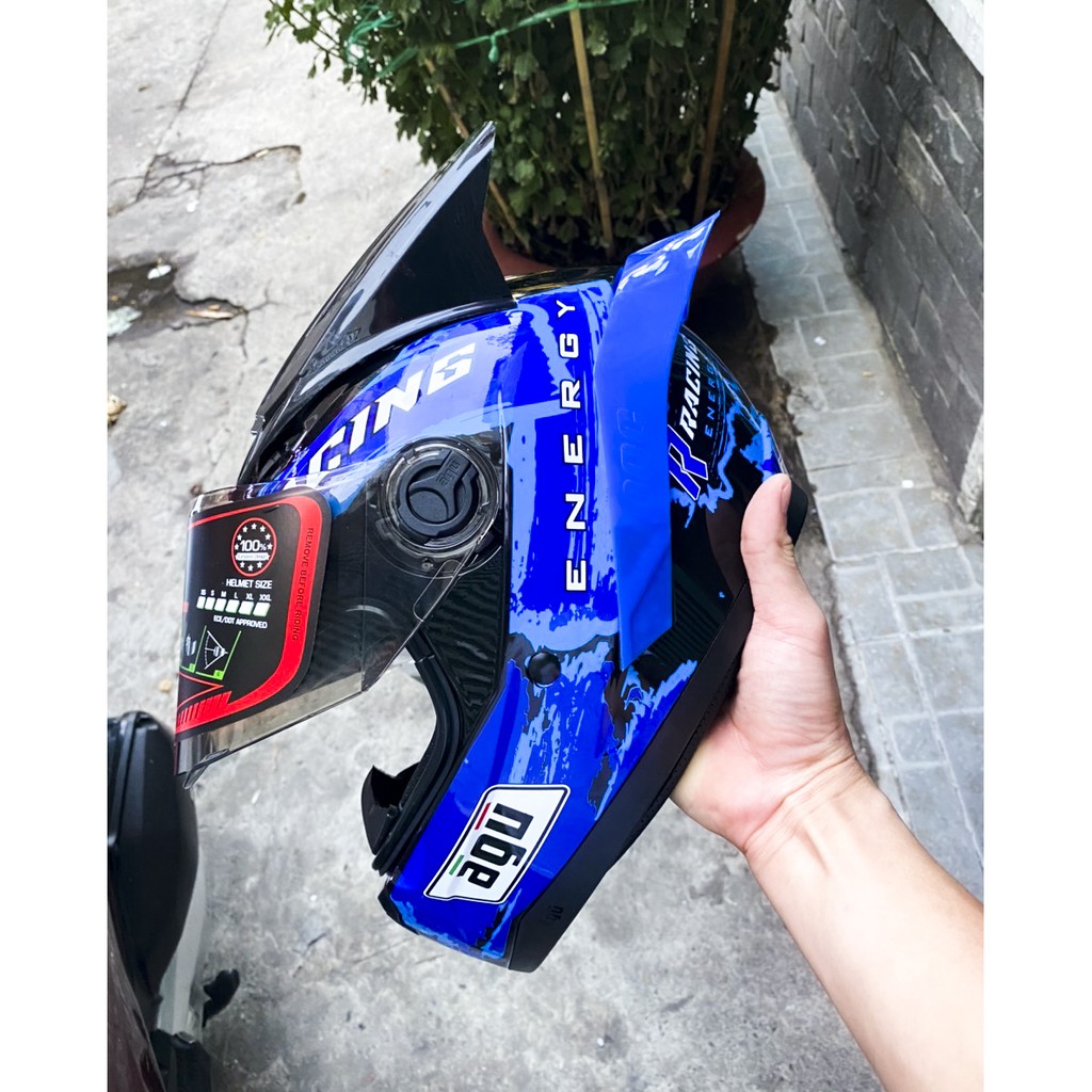 ( Đuôi gió Xanh Dương)  Mũ Fullface AGU RACING XANH DƯƠNG sẵn đuôi gió và sừng + túi đựng nón