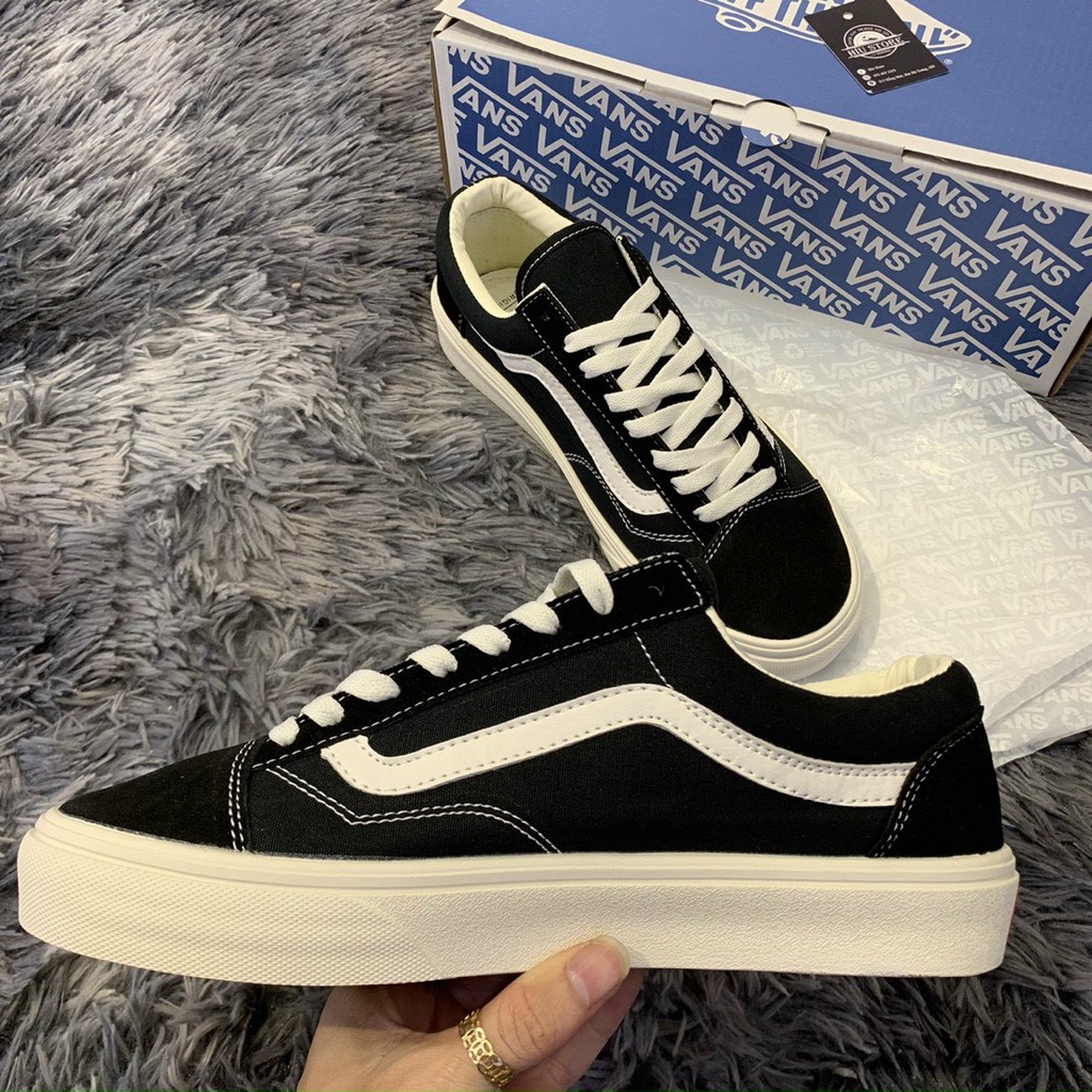 Giày thể thao Sneakers nam nữ Vans Vault, Giày đen vạch trắng da lộn