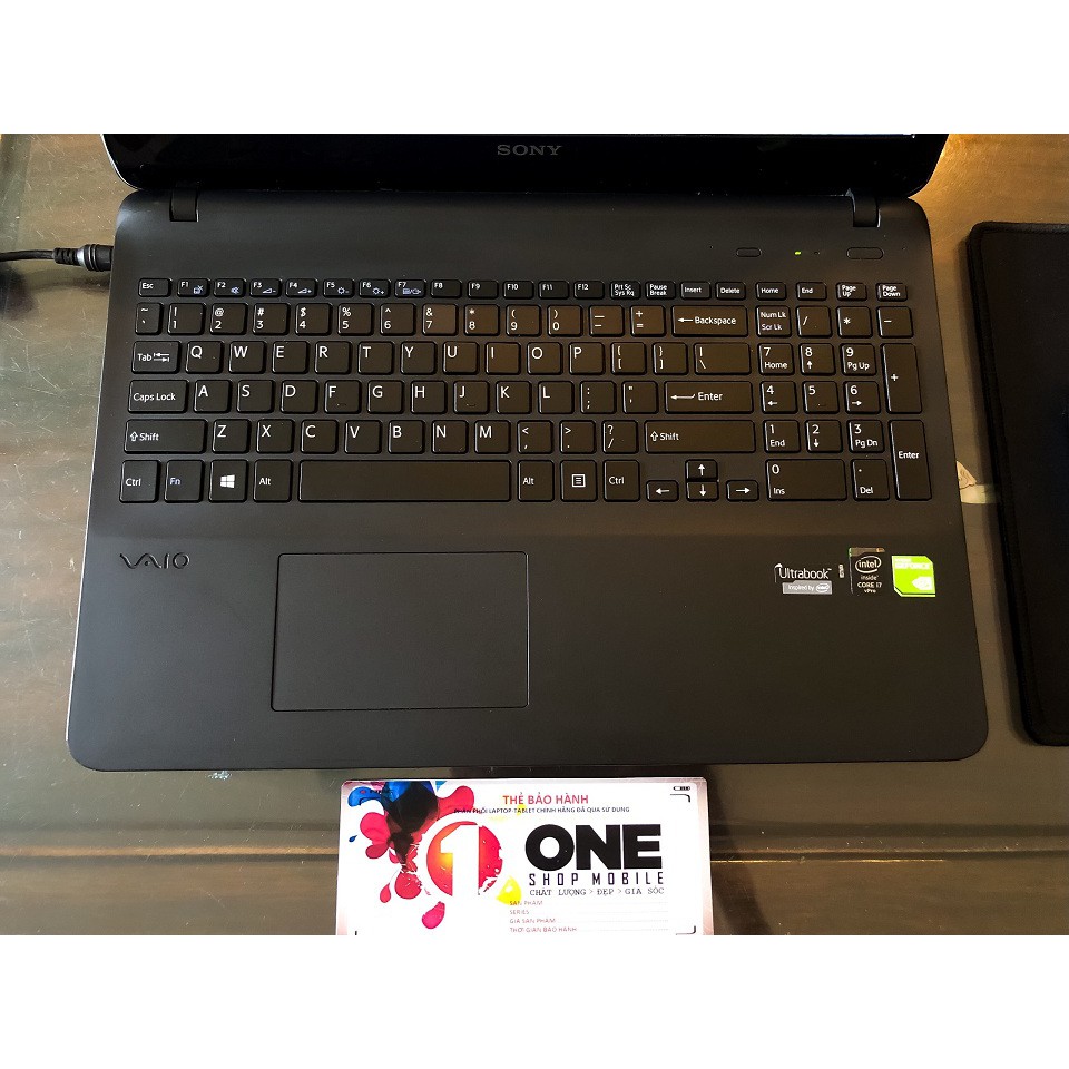 Laptop Sony Vaio SVF15 Core i3 4005U/ Ram 8Gb/ Ổ Cứng SSD 256Gb/ Màn hình 15.6 inch , pin cực tốt .