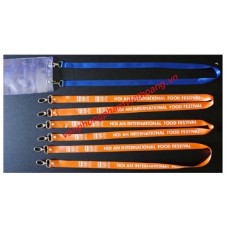 Dây lụa đeo thẻ 2 đầu móc sắt 1,5cm