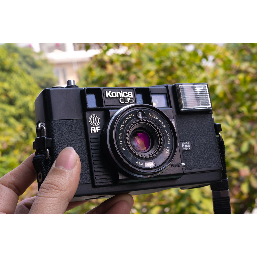 Máy ảnh film Konica C35 AF2 ngoại hình đẹp tặng dây đeo