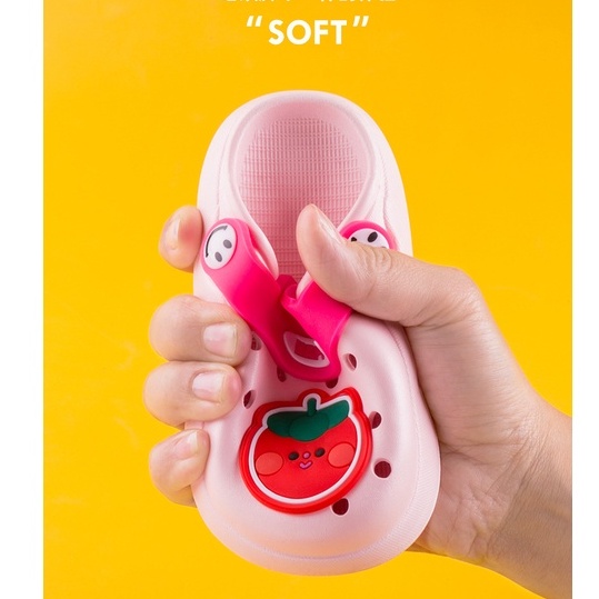 [HCM] Dép Sục Cross Hoa Quả Cute Cho Bé Từ 0 - 6 Tuổi _ Siêu Nhẹ, Đế Mềm Êm Chân, Chống Trơn Trượt