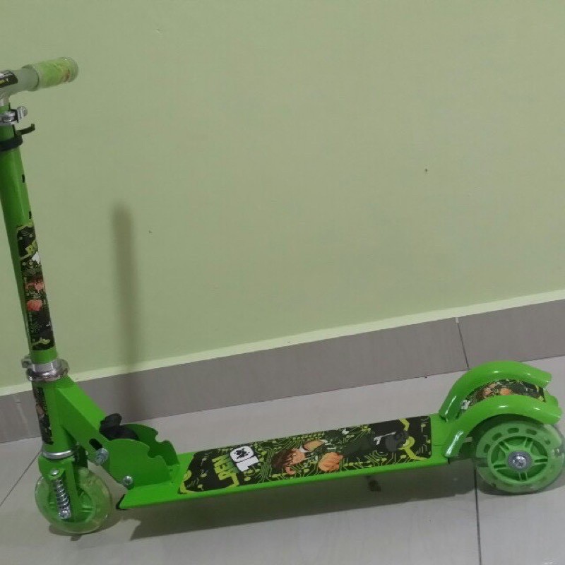 XE SCOOTER CHO BÉ LOẠI CÓ LÒ XO ,BÁNH CÓ ĐÈN,xe 3 bánh, xe trượtXe Scooter Cỡ To Có Lò Xo Giảm SốcBánh Phát Sáng1183