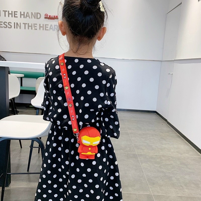 Túi Đeo Chéo Silicone Siêu Nhân Giá Rẻ - Túi Silicon Thiết Kế Họa Tiết Người Nhện, Siêu Anh Hùng Siêu Cute Cho Bé