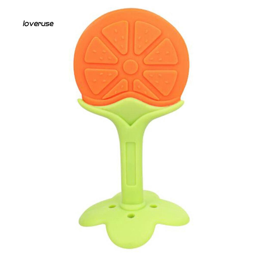 Đồ chơi ngậm mọc răng hình quả dâu tây silicone an toàn cho bé